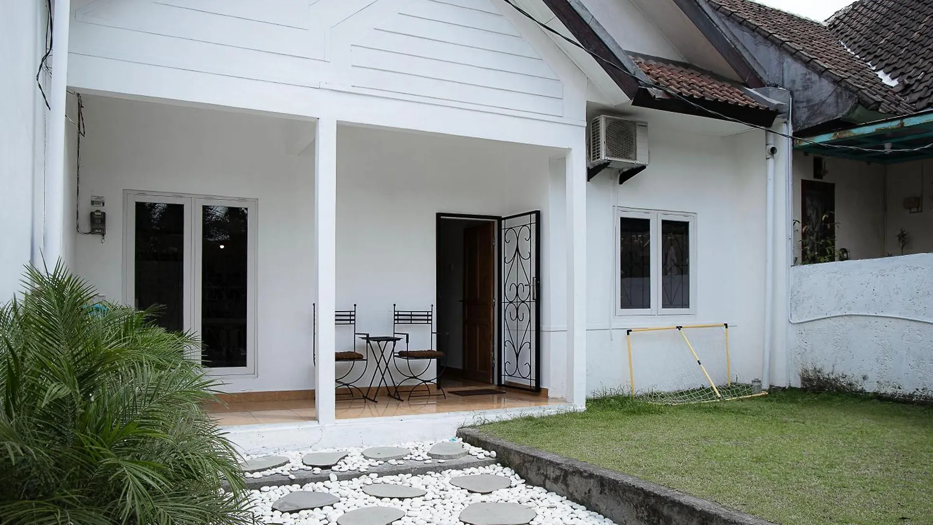 Villa Rumah Anita Uluwatu  Indonesia